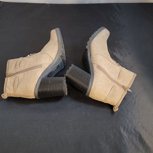 JACLYN SMITH RUBI SUEDE TASSELS DETAIL ANKLE BOOTS - Picture 10 of 16